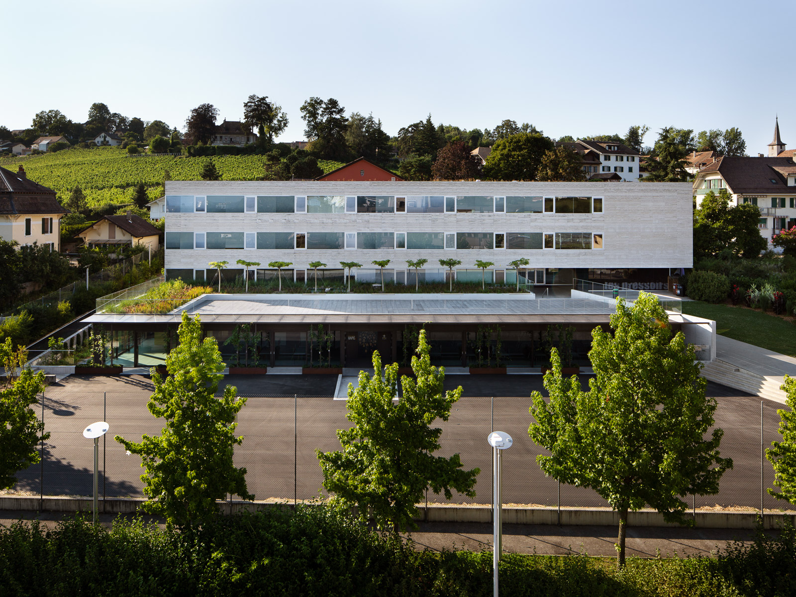 UAPE de Lonay - Architecte Sennwald - Vue en hauteur du bâtiment