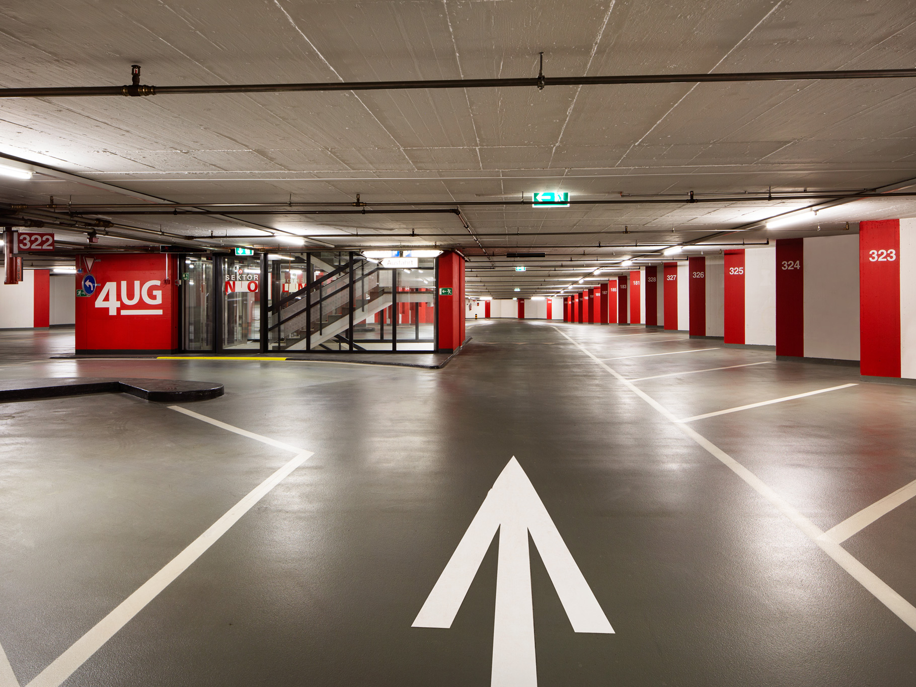 20180920-lift.ch_rathaus_parking_BERN-9916_i