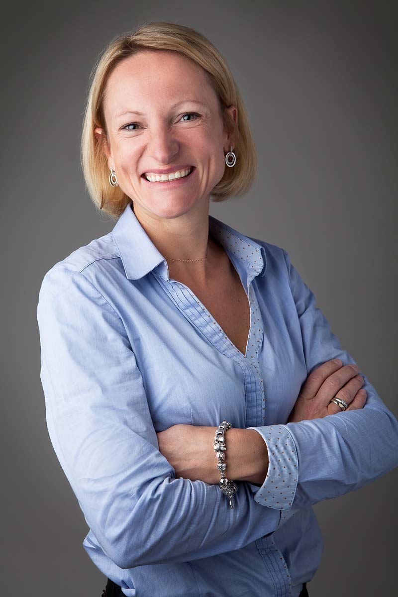 zoe ruffels Directrice chez Procter & Gamble Portrait. Maud Guye-Vuillème